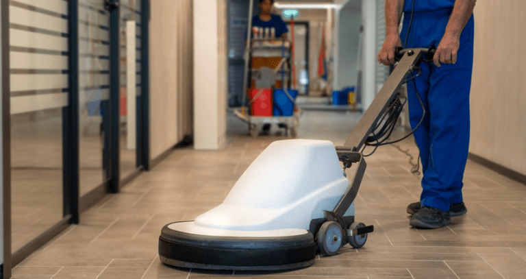 Kein Outsourcing bei Reinigungskräften!