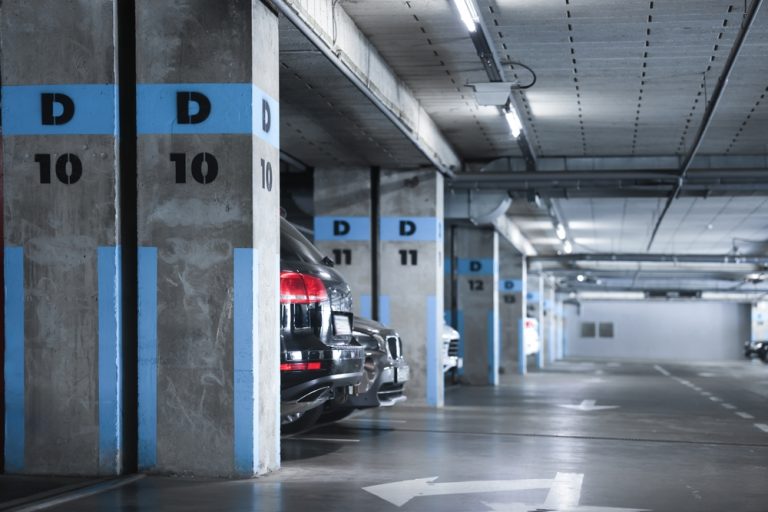 Vorzeitige Verlängerung des Erbbaurechts am städtischen Grundstück Kreuzstraße 13a: Stellplätze für Anwohnerparken und Carsharing